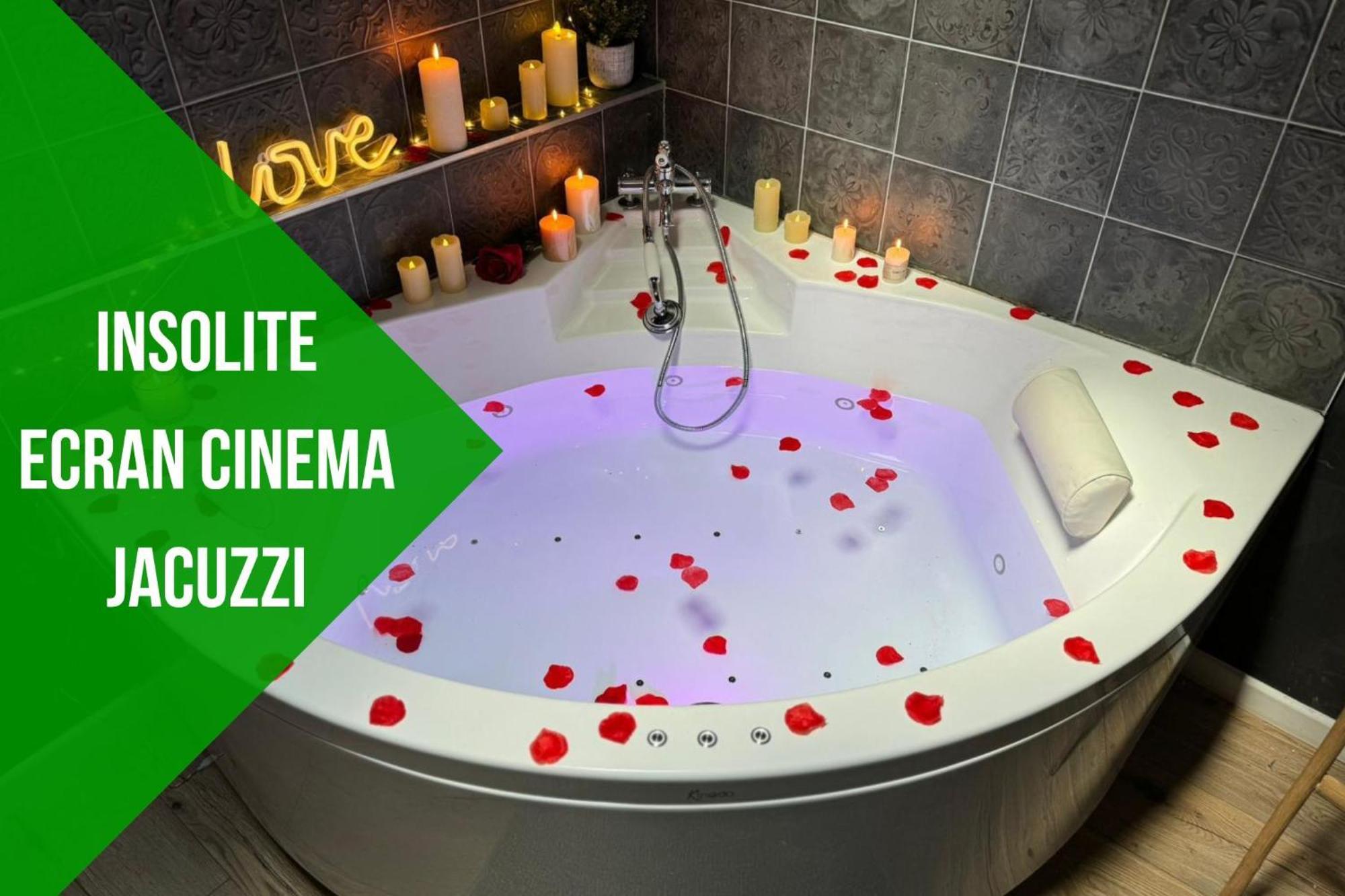 Apartment La Jungle Insolite, Spa, Ecran Cinema, Lit A Baldaquin King Size, Day Use, 10 Min Centre *